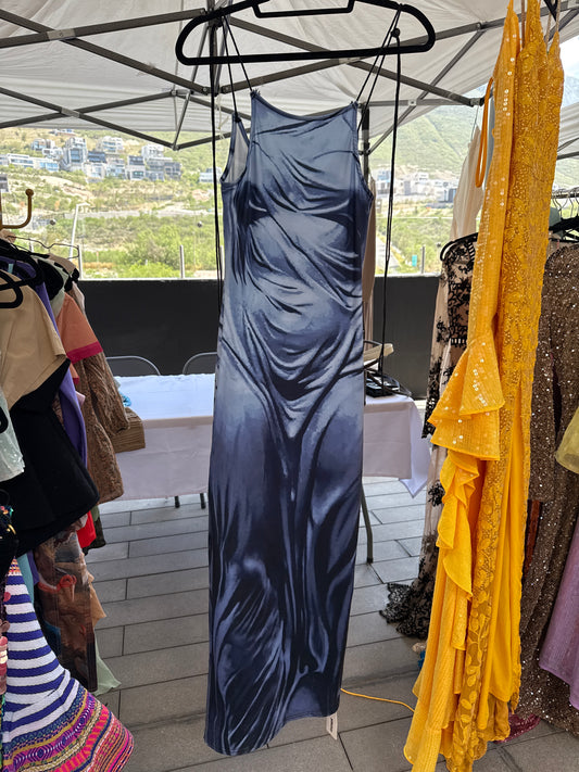 vestido efecto mojado