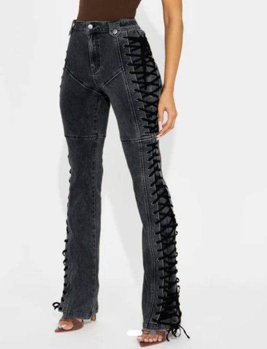 Jeans lace up