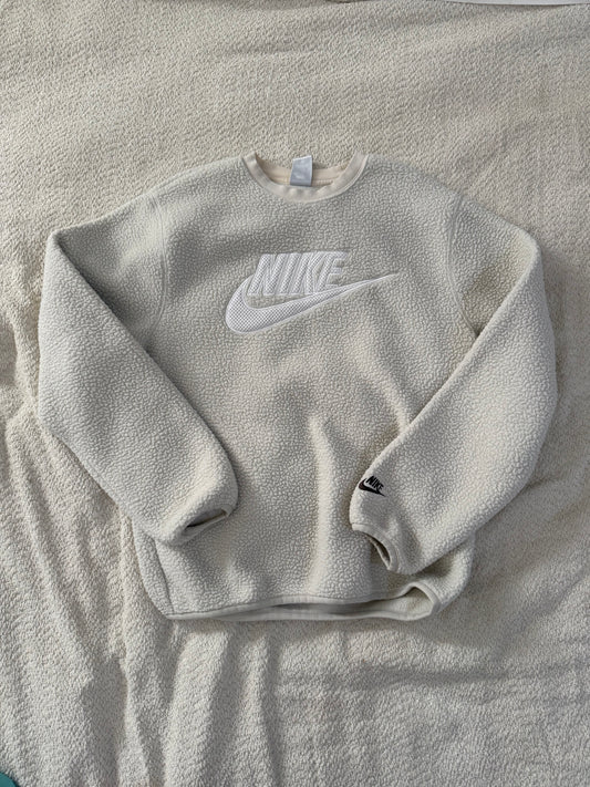 Nike oversized sueter de borreguito