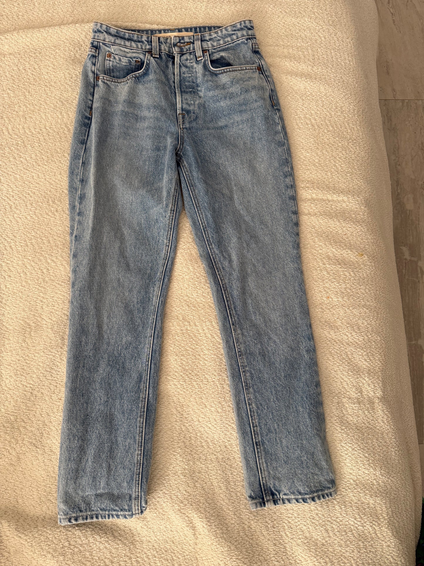 GRLFRND Karolina cropped jeans