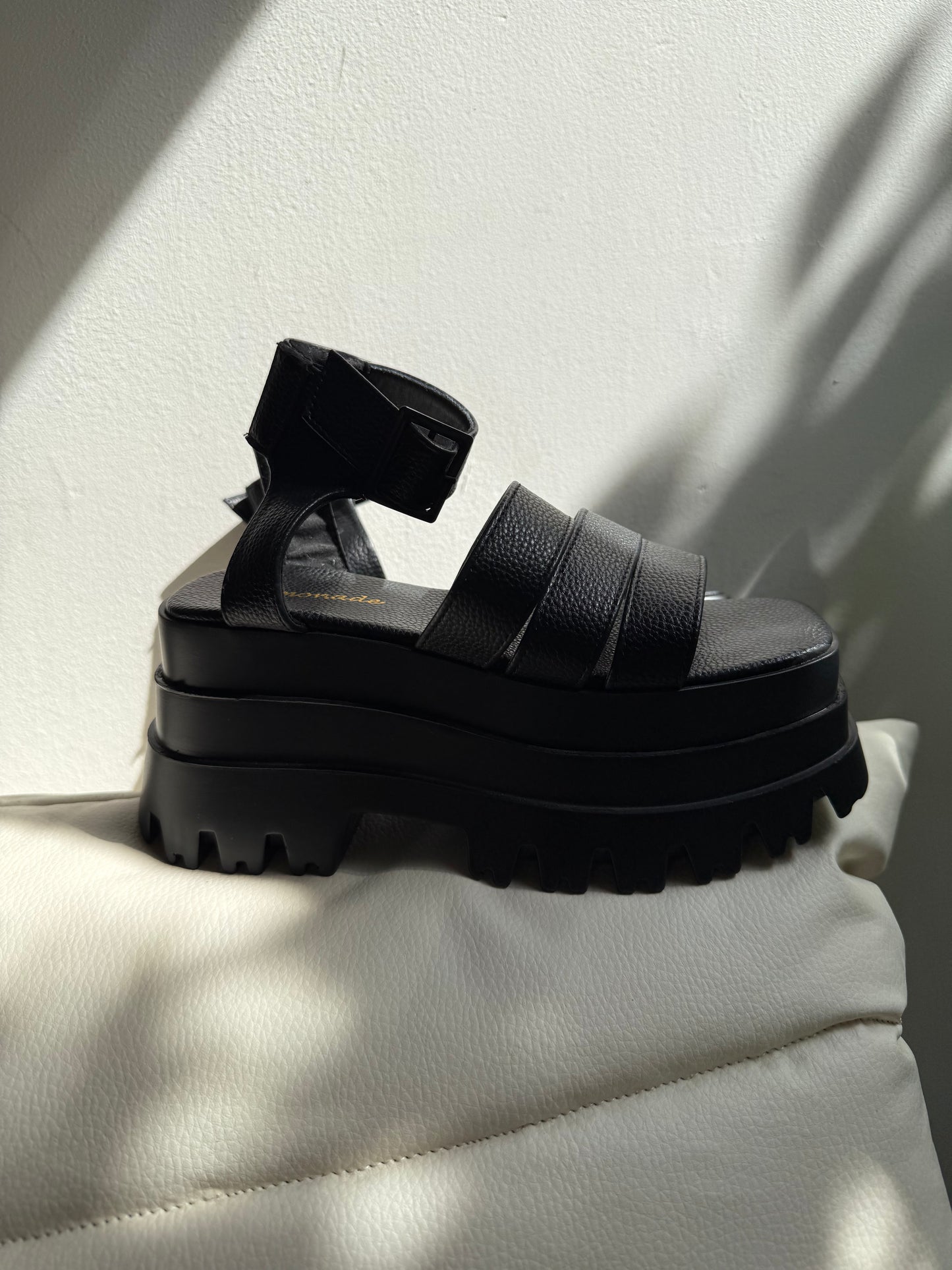 Platform sandals