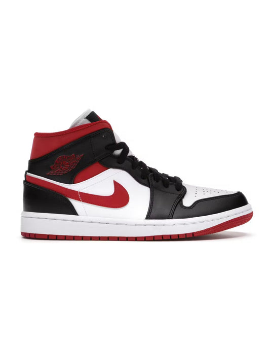 Nike Air Jordan Rojo con Negro (Talla de niños)