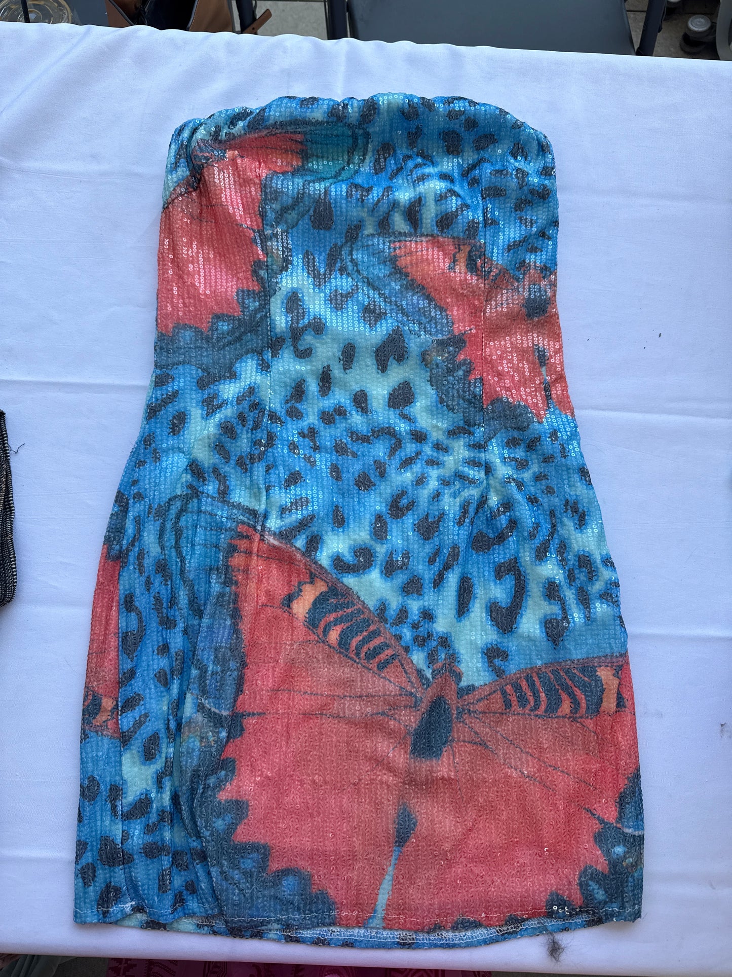 vestido lentejuelas azul con mariposas